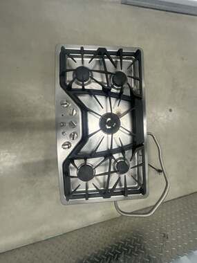 GE Cafe 30 in. Stainless Steel Gas Cooktop with 5 Burners